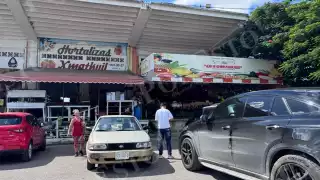 Se realizan investigaciones por el envenenamiento de perros en la Central de Abastos