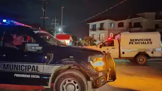 Servicios Periciales llegó para hacer el levantamiento del cuerpo.