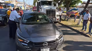Accidente en Periférica Norte deja daños y afecta circulación