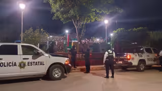 Fuerzas estatales y municipales reforzaron la vigilancia desde la mañana del lunes en la Junta Municipal.
