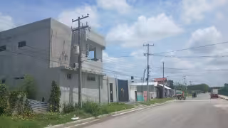 Explosión de transformador deja sin energía a vecinos de Salsipuedes en Escárcega