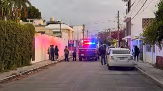 Al lugar de los hechos llegaron elementos policiacos.