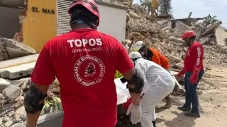Rescatistas de Cancún permanecieron en territorio venezolano con equipos internacionales para apoyar luego del sismo