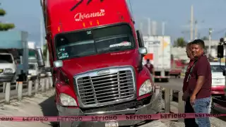 Dormilón huye tras accidentarse