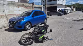 Motociclista lesionada tras choque con vehículo en Campeche