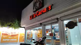 Joven denuncia agresión sexual por el subgerente de un Little Caesar’s en Cancún