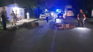 Dos menores resultaron lesionados tras chocar sus motonetas en la colonia Revolución.