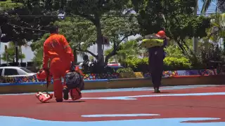 Empresarios de Ciudad del Carmen señalan que PEMEX aún no liquida adeudos de 2024, lo que mantiene en crisis a proveedores.