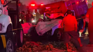 Tres personas resultaron lesionadas tras un fuerte choque en la carretera Carmen–Isla Aguada.