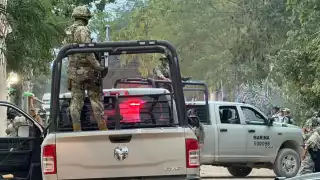 Elementos de la Marina y Ejército Mexicano llegaron al escena de los hechos.