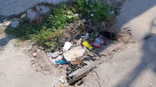 Colonos exigen reparación urgente de drenaje en Fátima