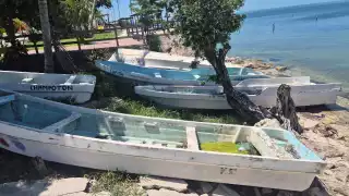 Detectan 32 lanchas varadas en Champotón convertidas en focos de dengue y zika