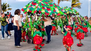 Color y alegría llenan el Malecón Costero en el Desfile de Primavera 2026