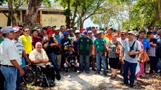 Pescadores de Ciudad del Carmen exigen indemnización por derrame de crudo en la Sonda de Campeche.