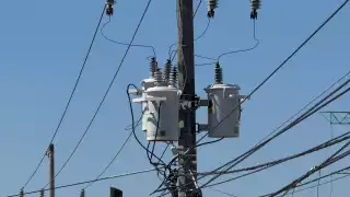 Según algunos comerciantes, la CFE no los ayuda para nada.