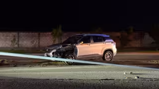 Un conductor en presunto estado de ebriedad protagonizó un accidente en la colonia Compositores.