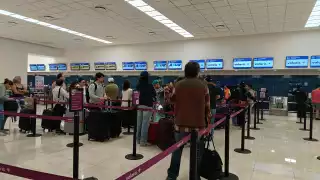 El aeropuerto de Mérida continúa con operaciones regulares