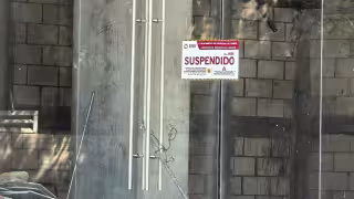 Fiesta Inn y Toks dejan de operar en Carmen por crisis económica