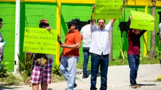 Socios del Sindicato de Matarifes se manifiestan nuevamente en el Rastro Municipal