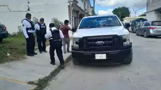 Detienen a hombre en Escárcega por conducir la camioneta de su patrón sin autorización