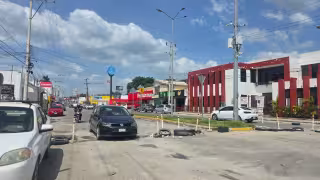 Accidentes y encharcamientos preocupan a colonos por alcantarillas dañadas