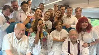 Gobernadores de México se encuentran a bordo del Tren Maya