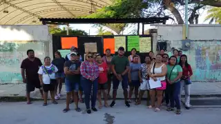 La comunidad de la escuela José Trinidad Méndez se opone al regreso de la antigua directora
