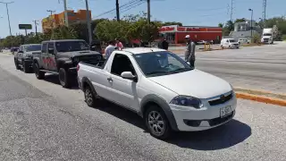 Fuerte colisión por alcance entre particulares.