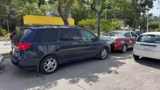 Choque múltiple frente al CENDI de Pemex provoca caos vial