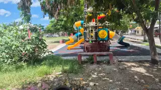 Parque infantil en penumbra: piden intervención urgente en Planchac