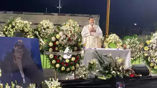 Fernando Valenzuela falleció en Los Ángeles tras estar internado.