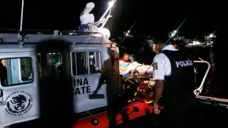 Trasladan de emergencia a una mujer de Isla Mujeres a Cancún