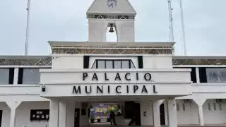 Los acusados están identificados como Ariadne “N” y Jorge “N”, quienes trabajaron en el trienio pasado.