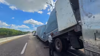 Cierran tramo del Periférico de Campeche tras accidente cerca de Castamay