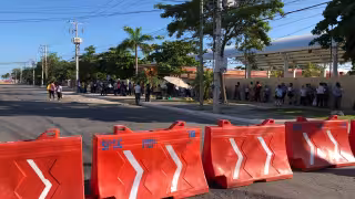 Cierres por la Feria Campeche 2026 generan filas de más de 500 metros