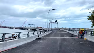 La infraestructura, de 11.2 kilómetros, sobre la laguna Nichupté será la segunda más extensa de su tipo en Latinoamérica