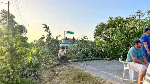 Atasta: obras avanzan, pero bloqueo persiste por conflicto politizado
Atasta: obras avanzan, pero bloqueo persiste por conflicto politizado