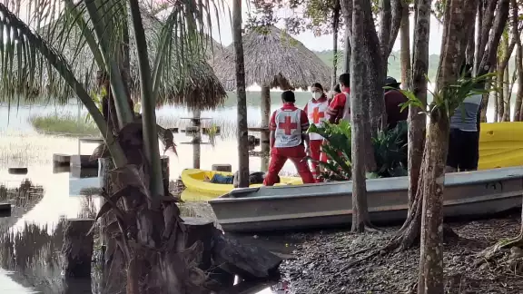En la tarde de este domingo, un joven se ahogó en la laguna del Balneario Sijil Noj Ha. En la tarde de este domingo, un joven se ahogó en la laguna del Balneario Sijil Noj Ha.