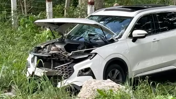 El accidente aconteció a 20 km de llegar a la cabecera de Escárcega El accidente aconteció a 20 km de llegar a la cabecera de Escárcega