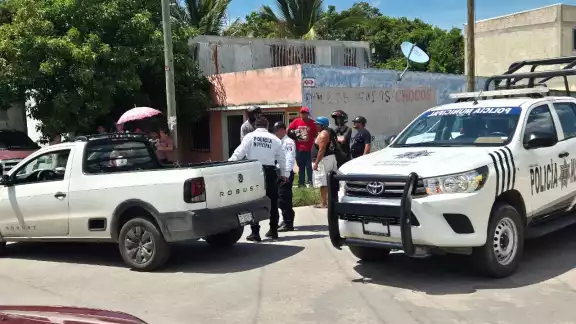Los elementos se dividen en 11 por cada turno de 24 horas, pero algunos se quedan en la comandancia. Los elementos se dividen en 11 por cada turno de 24 horas, pero algunos se quedan en la comandancia.