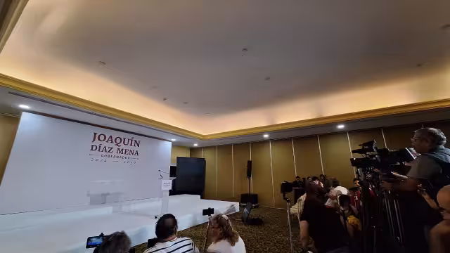 Anuncio del gabinete de Joaquín Díaz Mena