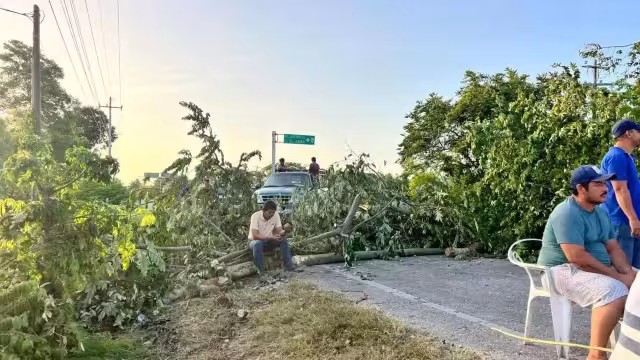 Atasta: obras avanzan, pero bloqueo persiste por conflicto politizado
