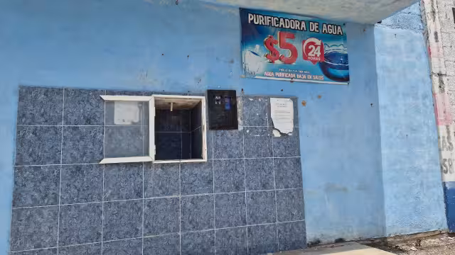 Sin sello ni supervisión: usuarios cuestionan calidad del agua purificada barata