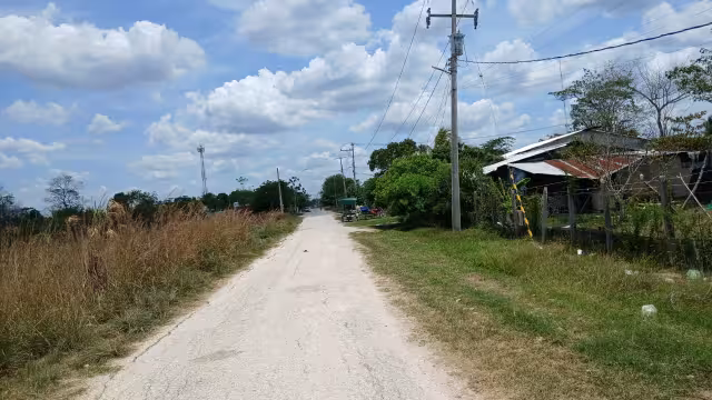 Joven asaltado con tubo de metal en calles oscuras de la colonia Concordia