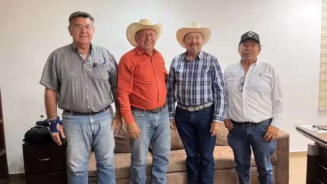 Los representantes de la ganadería local exhortan a informar sobre posibles casos del gusano barrenado