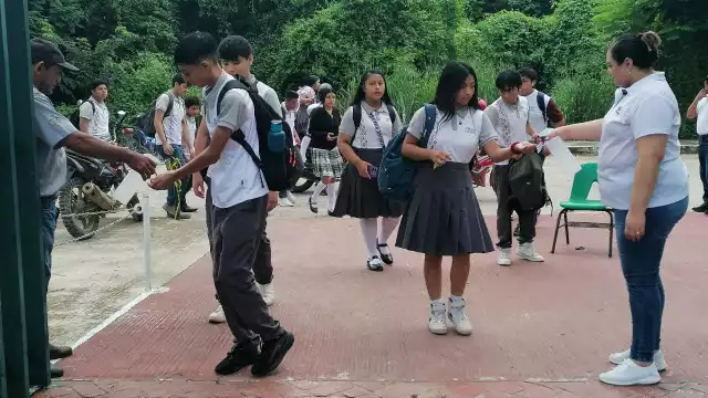 CBTA No. 14 y Conalep implementan filtros sanitarios y promueven el uso de cubrebocas en los planteles