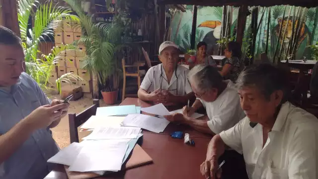 Los dignatarios dijeron que la denuncia fue interpuesta ante Instituto Nacional de Derechos de Autor, pero no hay respuesta