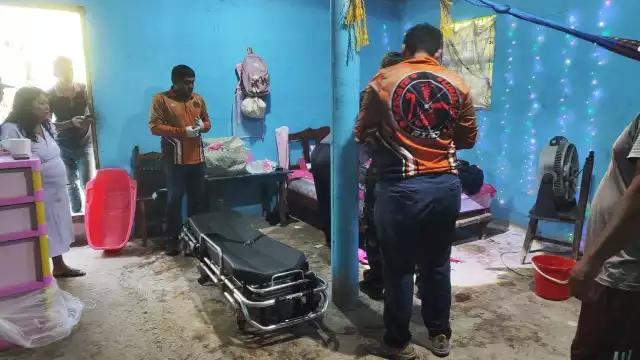 Auxilian a madre primeriza a punto de morir por hemorragia