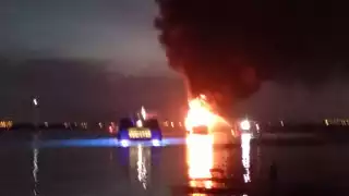 Se incendió un yate extranjero  en Islas Mujeres; reportan daño total 