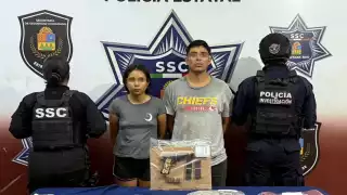 Detienen a dos personas por posesión de sustancias y armas  en la SM 101 de Cancún